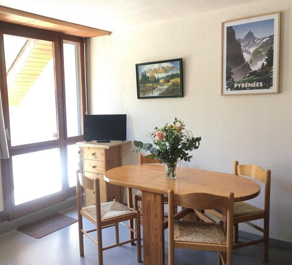 Studio St Lary Proche Du Centre, Au Calme Avec Vue Montagne サン・ラリー・スラン エクステリア 写真